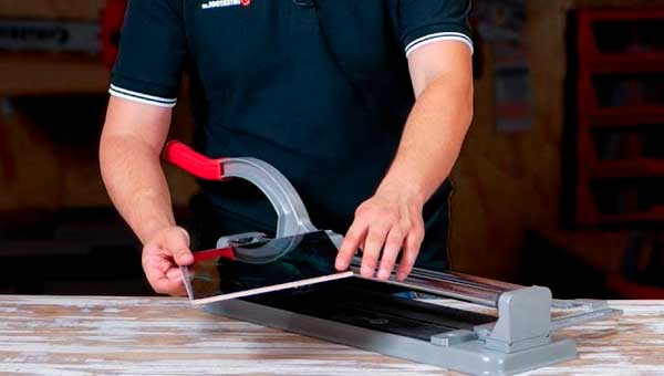 Зачем нужны плиткорезы и мраморезы