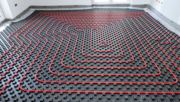 Водяной или электрический тёплый пол: что выбрать